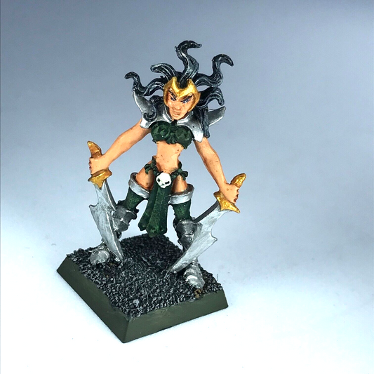 Cauldron of Blood Witch Elf Dark Elf Elves - Painted - Warhammer Fantasy X13465