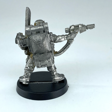 b36c019c-d7a6-4f3b-a0a6-b454f8e64041