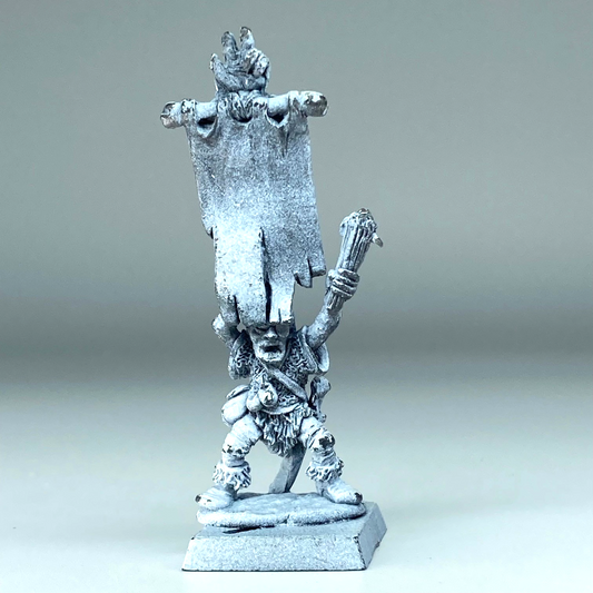 Goblin Standard Bearer - Orcs & Goblins - Warhammer Citadel Classic Metal X9914
