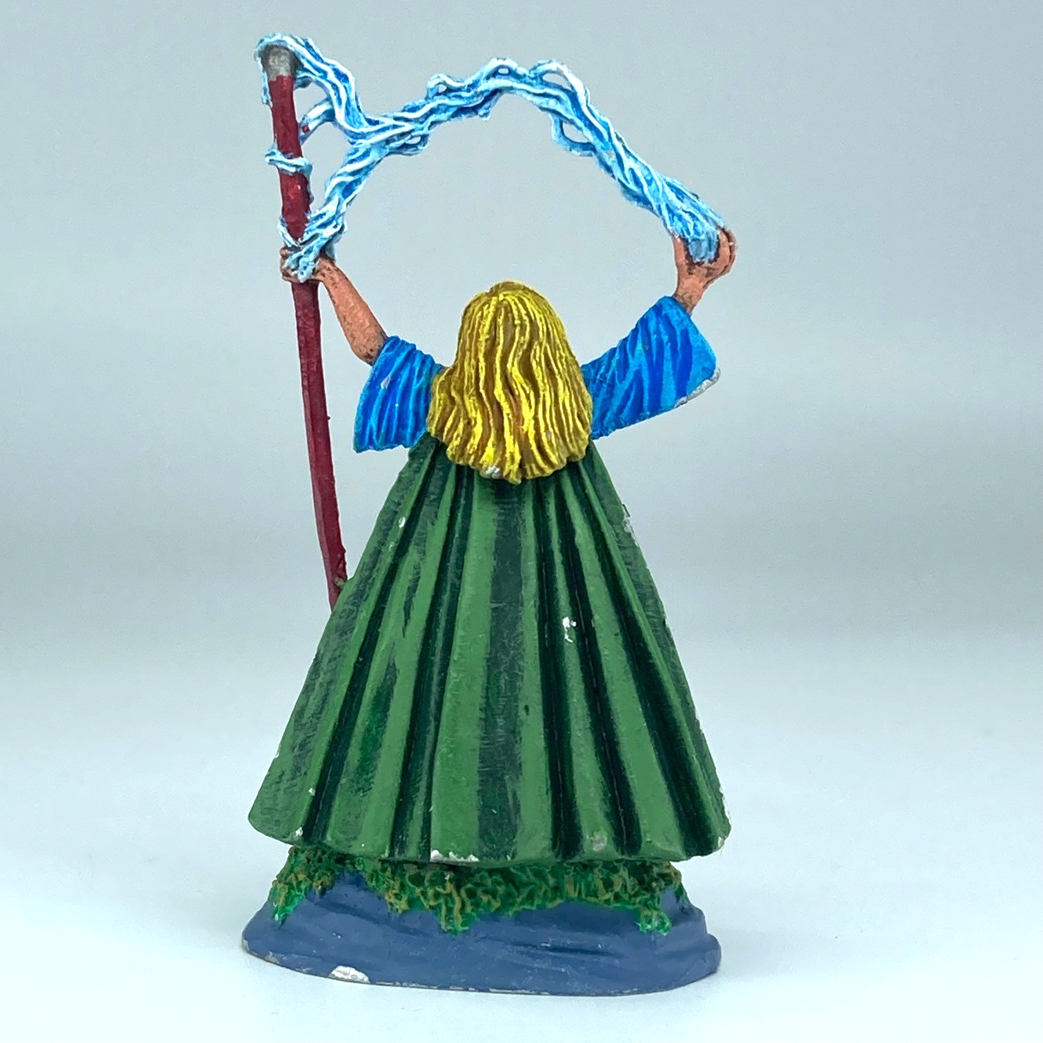 b74a829f-6de0-4d2c-a9d2-4cba3d419dfb