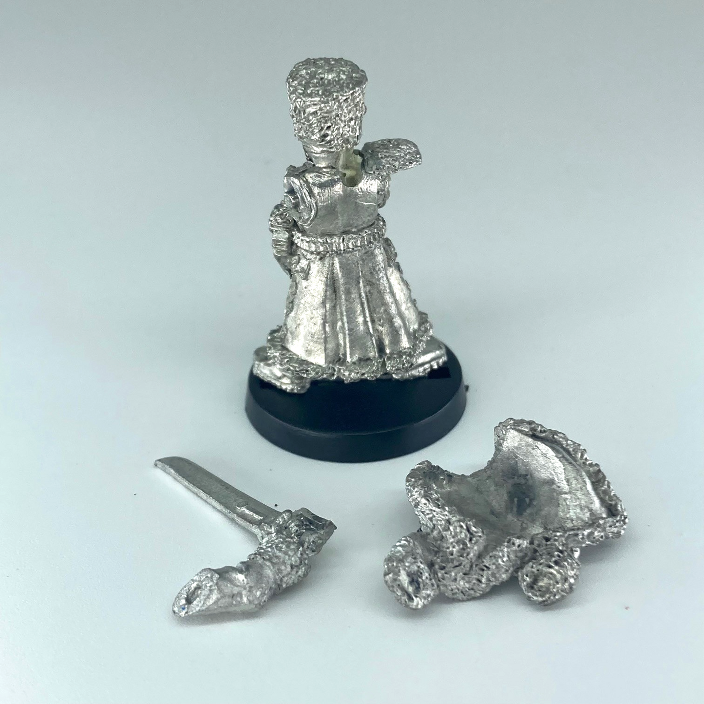 Captain Chenkov Valhallan Ice Warriors - Missing Arm Warhammer Metal X15868