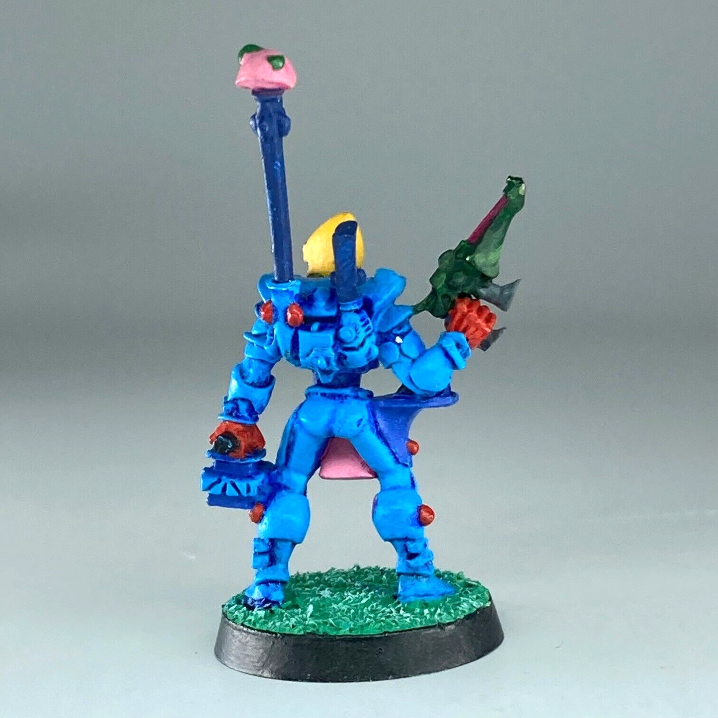 b8b71d2c-ada4-41f5-bdde-fbab40e126f5