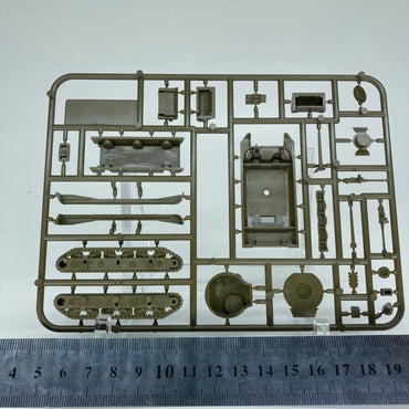M4A1 Sherman Tank (Late War) - American - New On Sprue - Flames of War Y160
