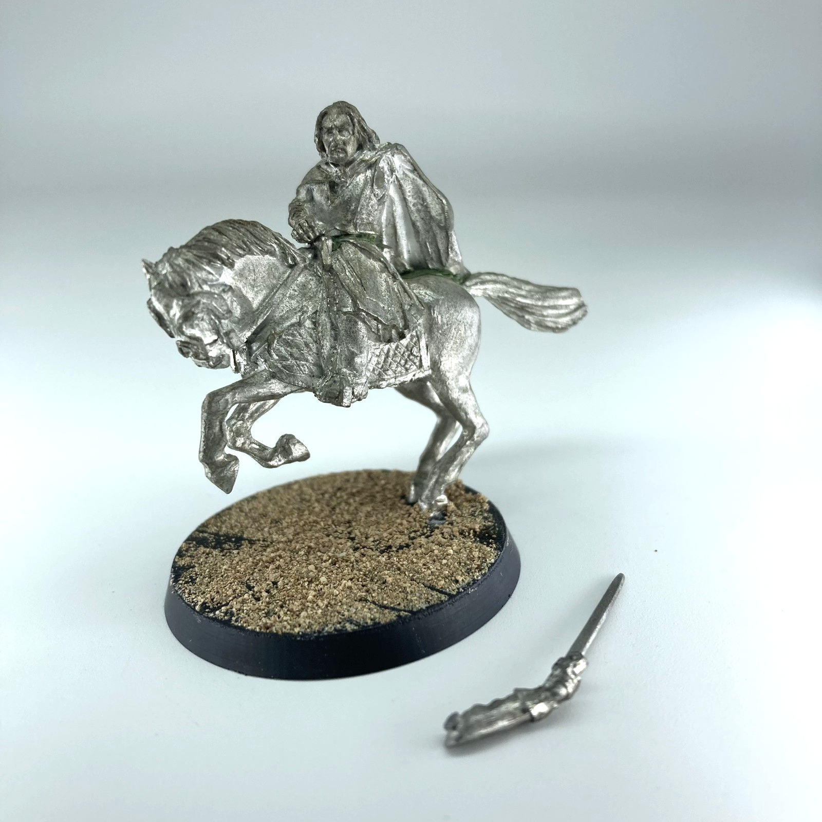 bee0b9ba-f4d1-42e4-ab5a-d129c4f8b94e