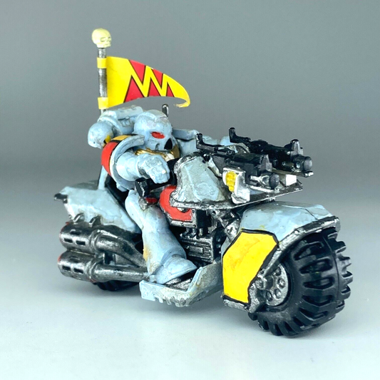 Space Wolf on Bike - Space Wolves - Warhammer 40K Games Workshop X13575