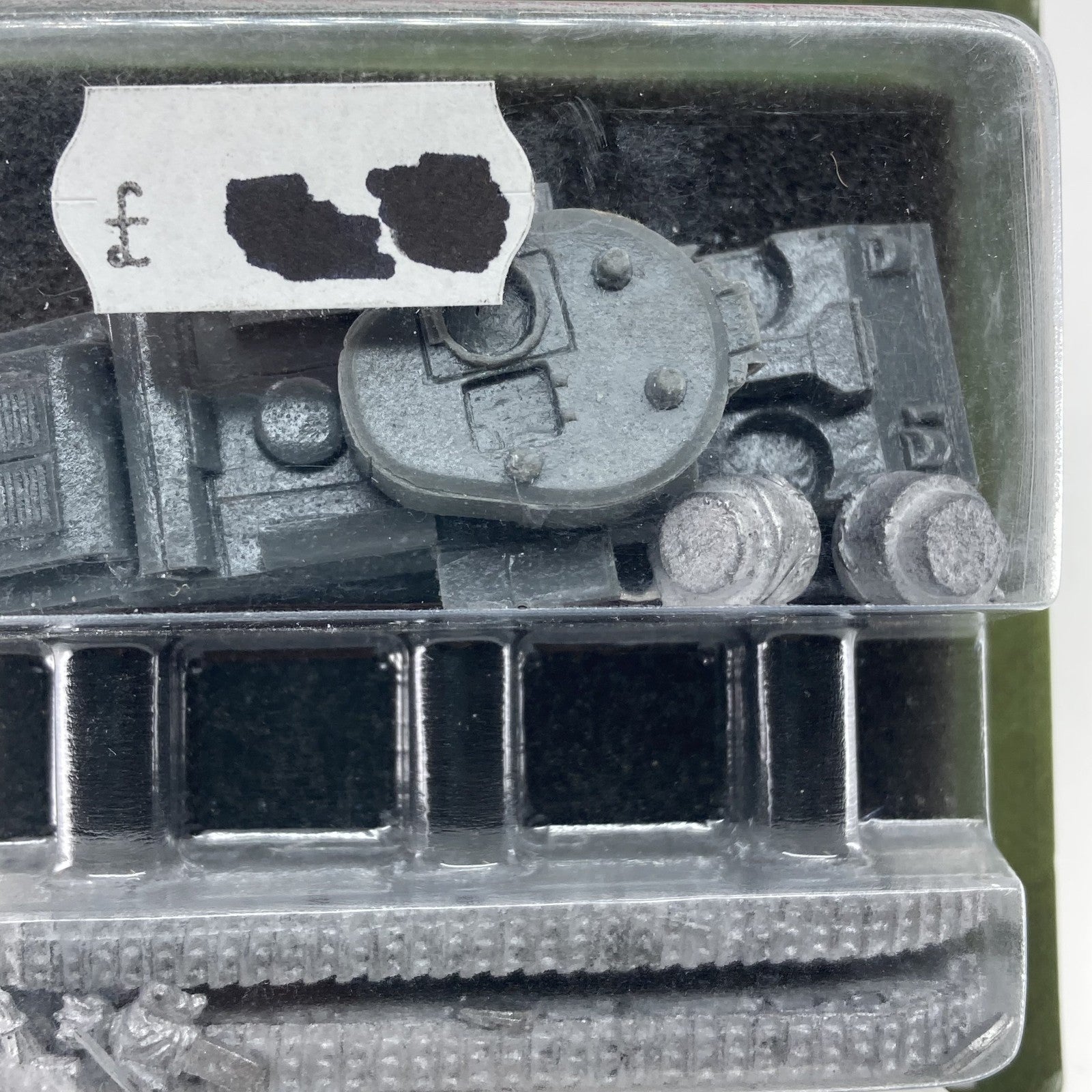 c772bc95-4cd4-442c-a762-f7be52d1426b