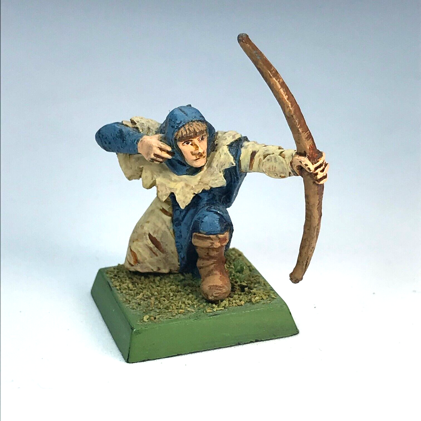 Classic Metal Bretonnian Squire Archer - Painted - Warhammer Fantasy X10356