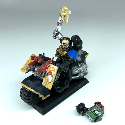 Chaplin on Bike Space Marines - Warhammer 40K Games Workshop Part Metal C179