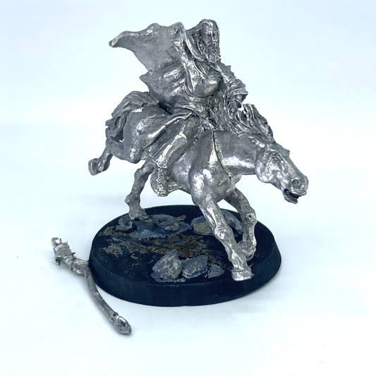 d29f9713-eb23-4a11-97e7-ffd3daeea238