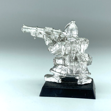 d916ef27-3f04-453e-8b49-9f91b4f94a52