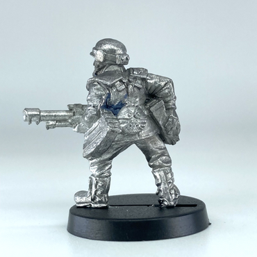 db6f9fdc-5242-4da6-a498-3b0cd8f5cd51