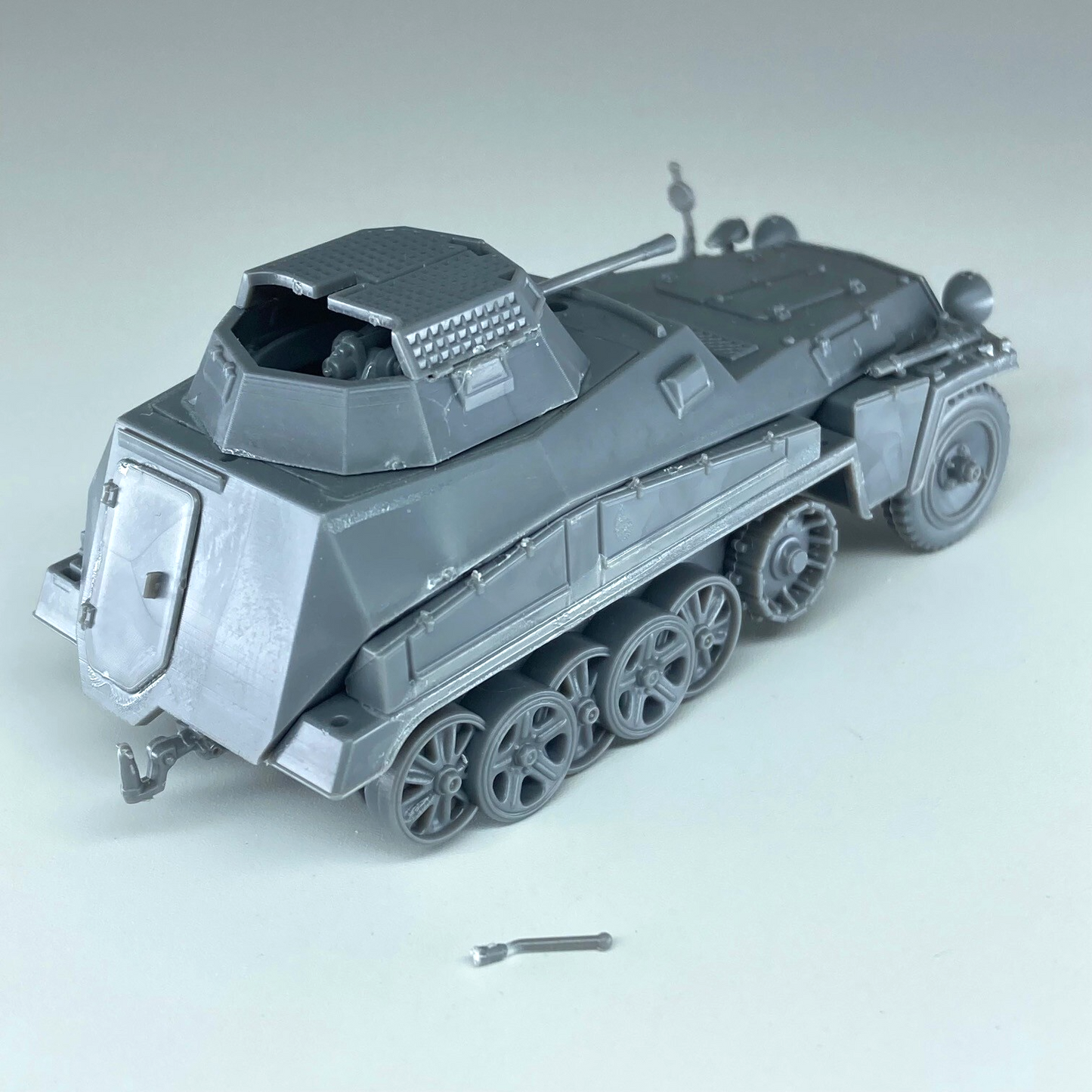 e04556e3-7aab-49cd-98d6-5a3047209d5f