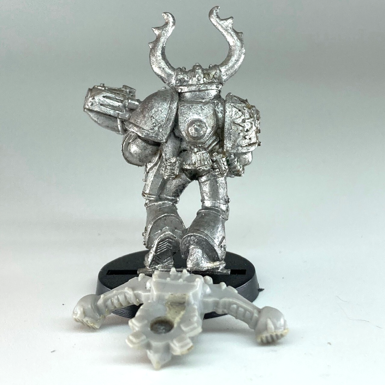 e0b9f3c3-46b6-4ae5-963e-783e3dfc19fa