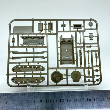 M4A1 Sherman Tank (Late War) - American - New On Sprue - Flames of War Y155