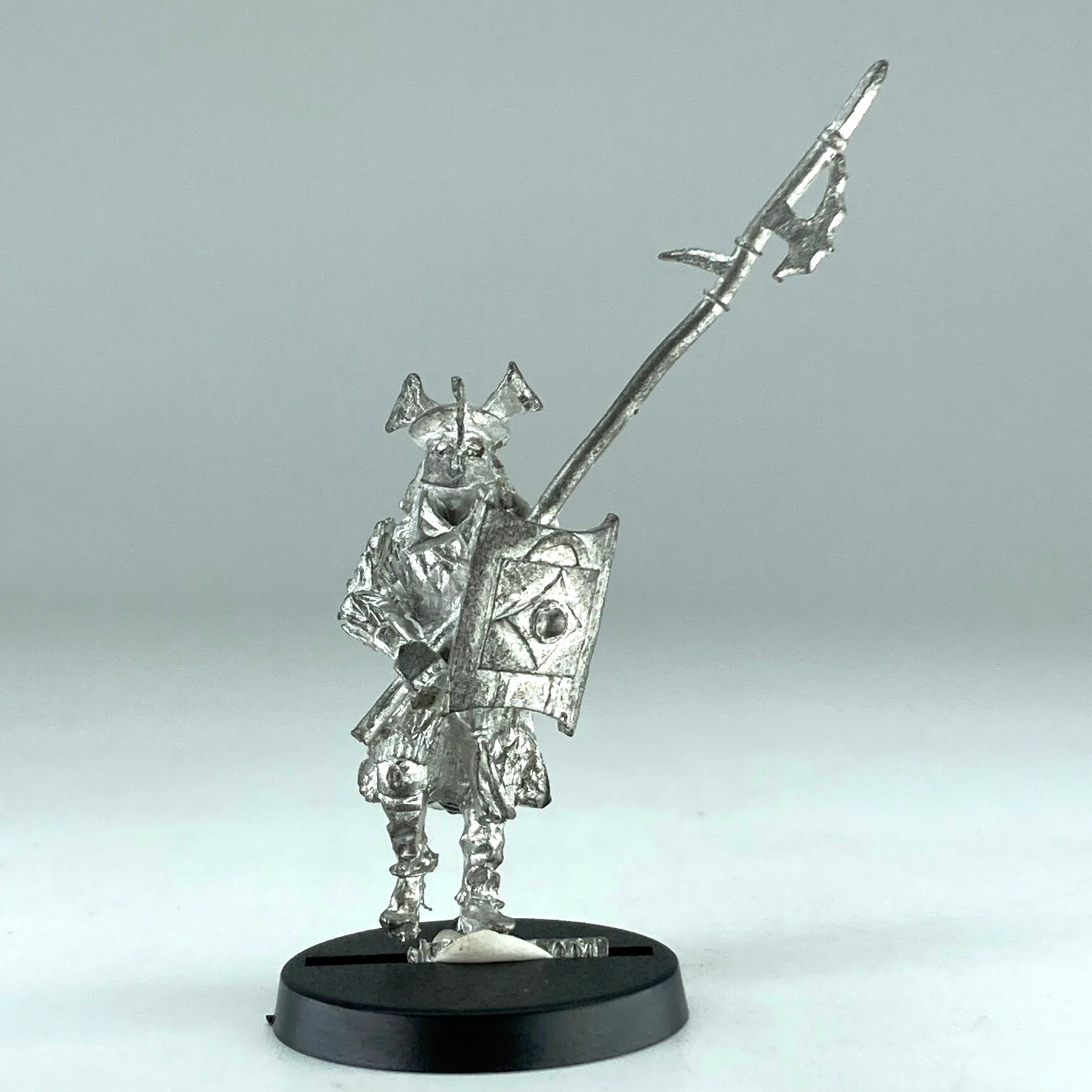 e5aeafaa-2b3e-445e-9843-5525cf28278b