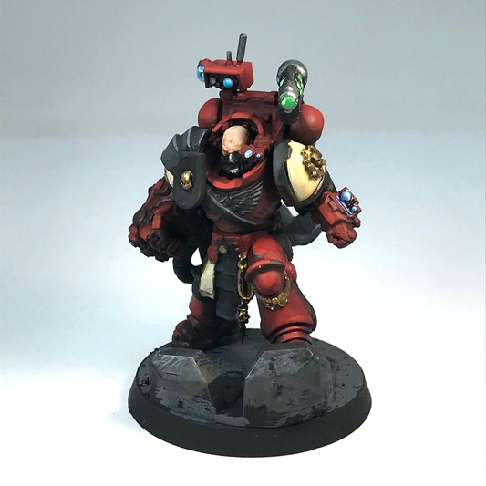 Space Marine Captain with Power Fist - Painted - Warhammer 40K X10486