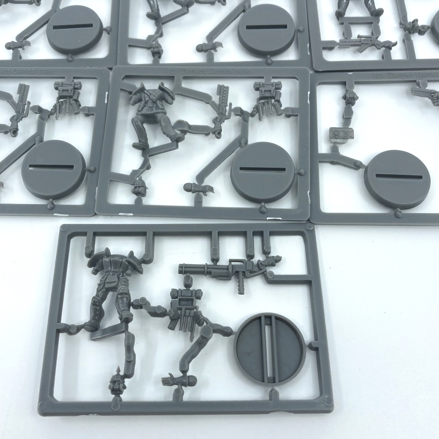 e80ce517-7557-4e6f-a327-bca077eaf73f