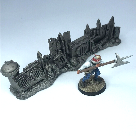Wall Barricade Urban Scenery - Model for Scale only - Warhammer 40K C2953