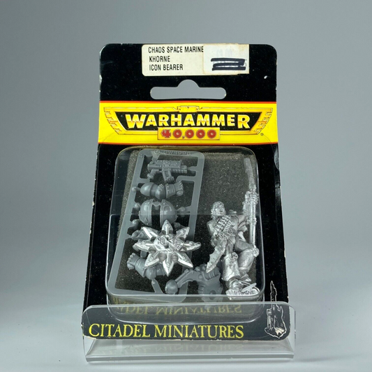 Khorn Icon Bearer - Chaos Space Marines - Blister - Warhammer 40K Metal C1162