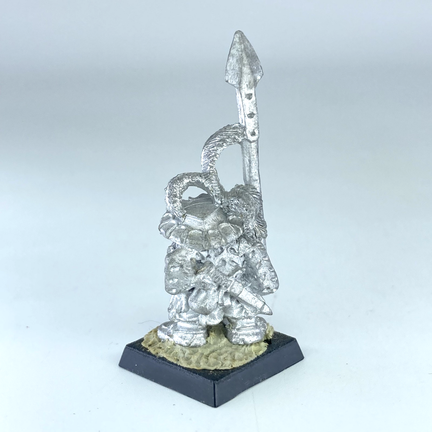 e9453532-af4d-4827-8b96-8e38bcdc6f84