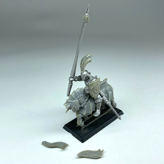 eb23de4e-c421-421e-abf5-af437320cf59