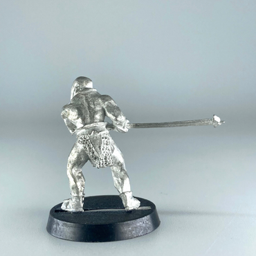 Berserker Uruk Hai - Isengard - Warhammer / Lord of the Rings Metal X1548