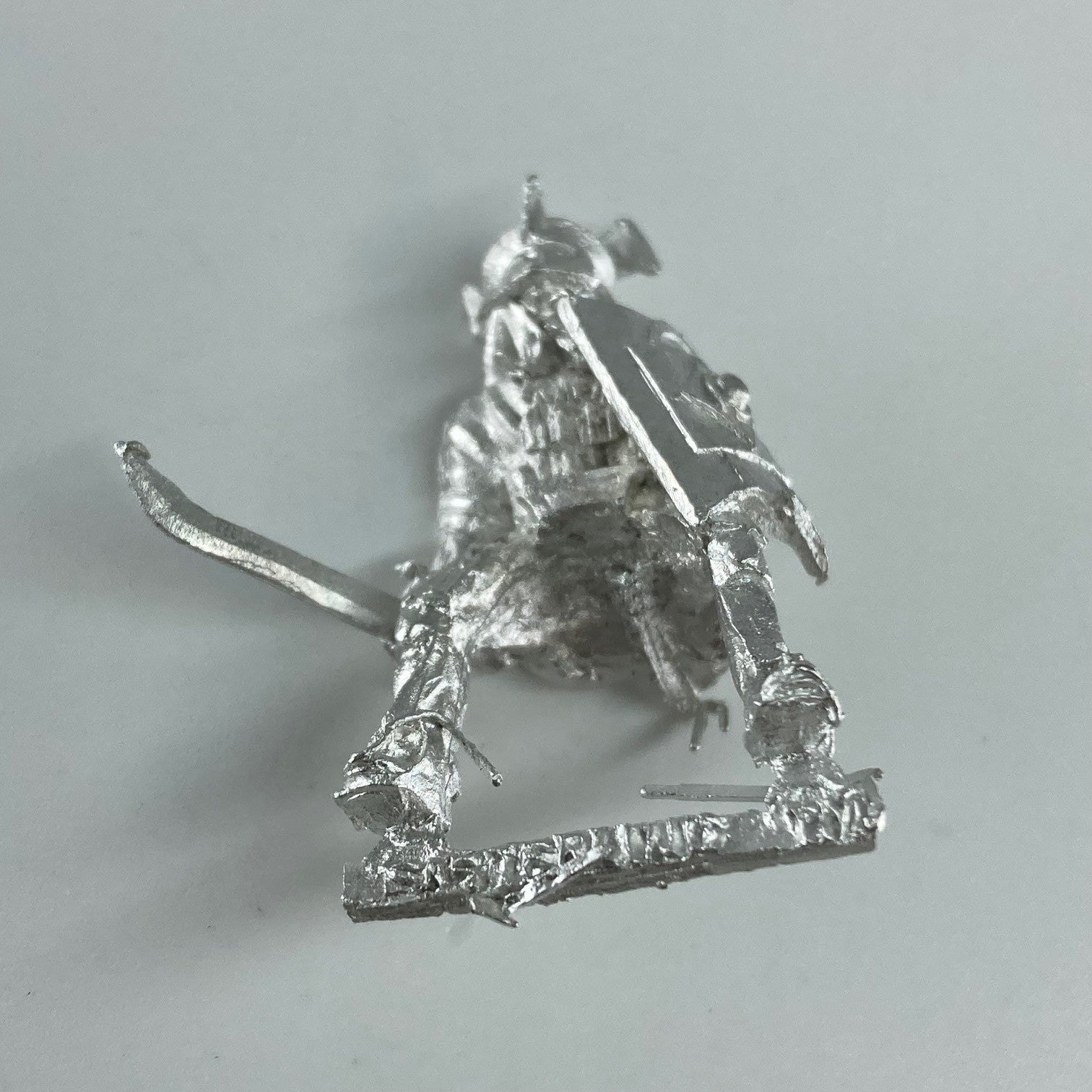 eb83102b-32ef-4f33-b54d-0266e85fcf08