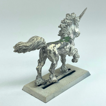 f0a8df27-0787-44a1-8b9e-681596bd7b3d