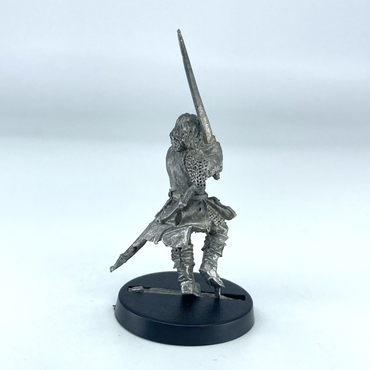 f2e9a43f-b081-46e8-954d-75bf19336913