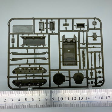 M4A1 Sherman Tank (Late War) - American - New On Sprue - Flames of War Y163