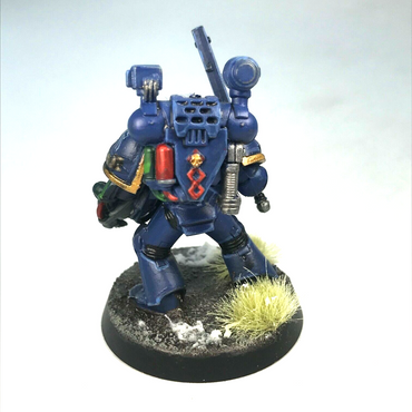 Custom Apothecary Classic Space Marine - Painted - Warhammer 40K X8503