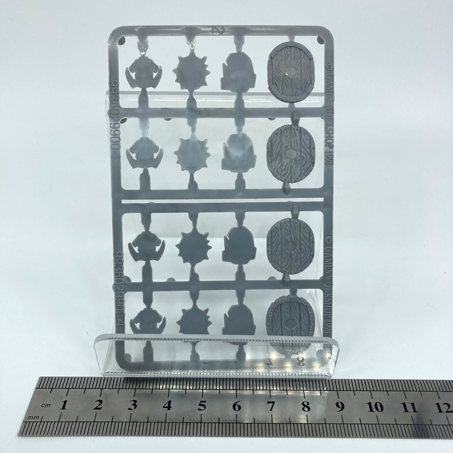 f5f8599b-dfba-4e11-a1a7-957a4580e2c8