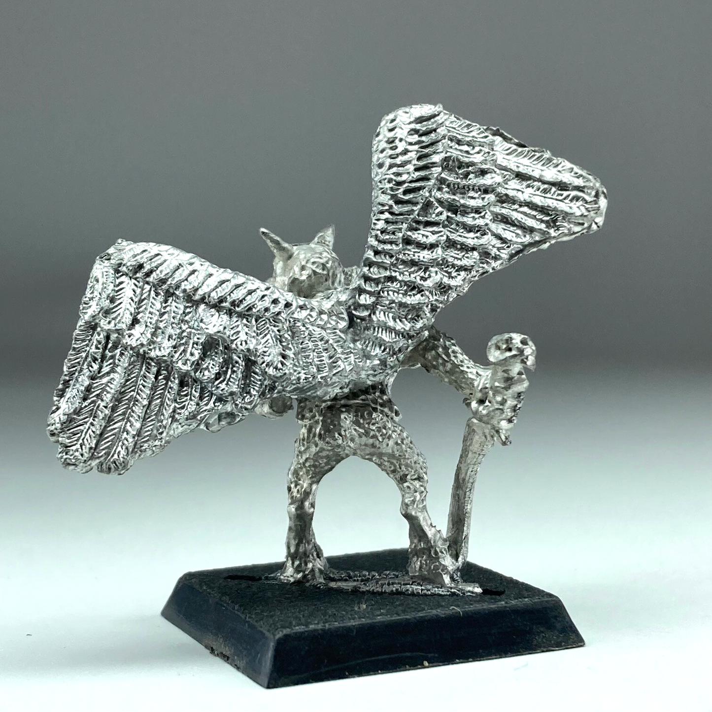 f672c90b-1654-4d19-81de-fd47b371f67e