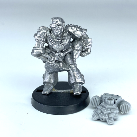 f6800cf2-5618-4b25-af51-aa99a6e92c75