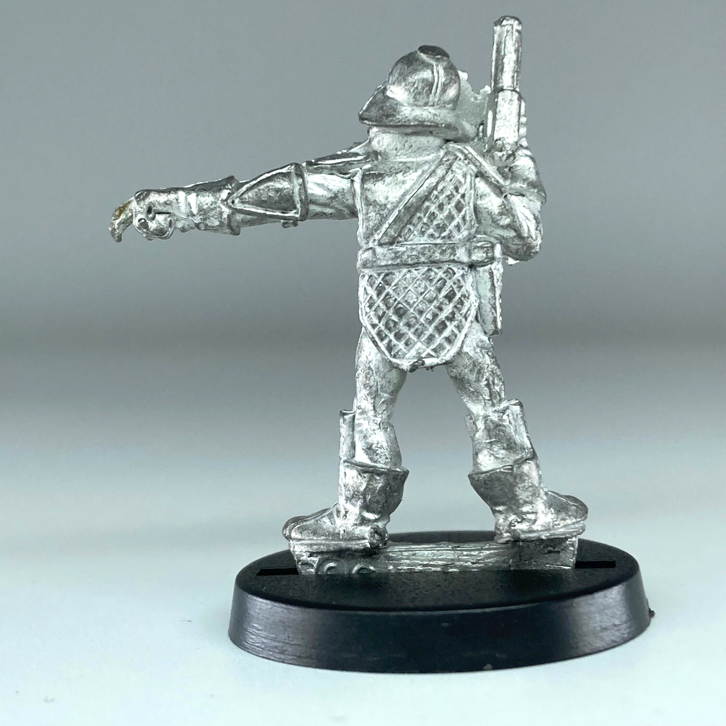 f7e812f3-e850-4fbf-818d-67fd6b6c1672