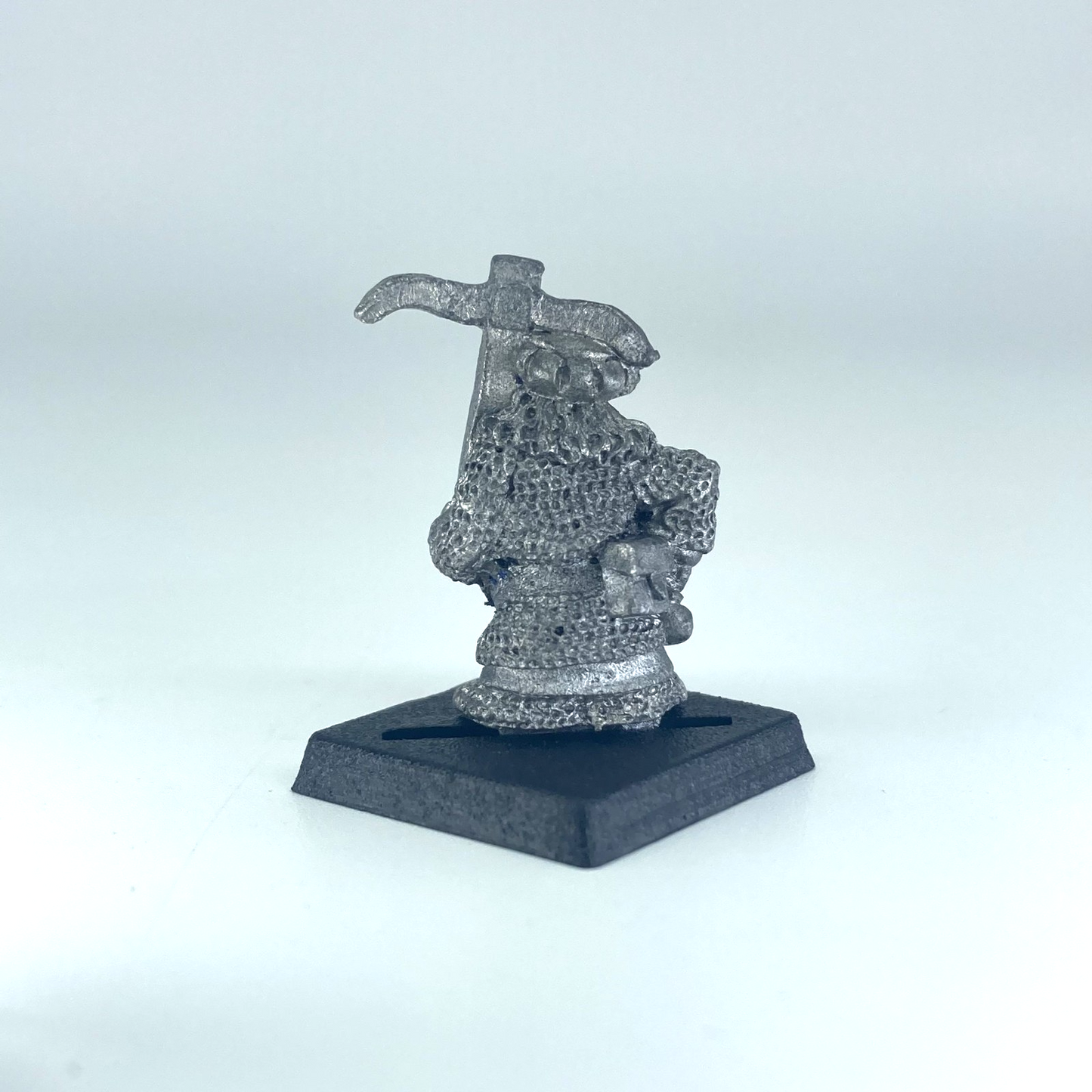 f9894920-c4d4-464a-bc75-4f439885936d