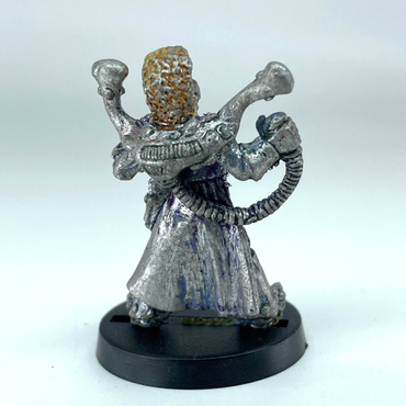 f9d9f9a0-fa6d-42ec-8943-70e298434a65