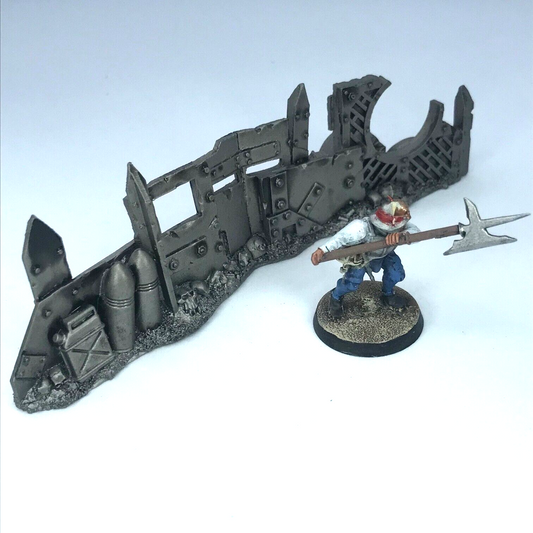 Wall Barricade Urban Scenery - Model for Scale only - Warhammer 40K C2956