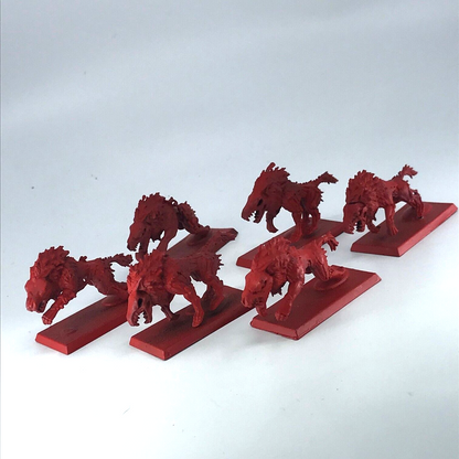 Hounds Warhounds of Chaos - Warhammer Fantasy Games Workshop C1475