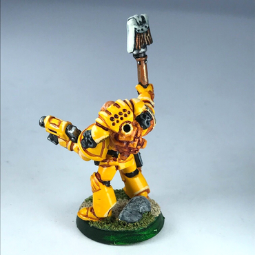 Metal Classic Imperial Fist Chaplain Space Marines Painted - Warhammer 40K X812