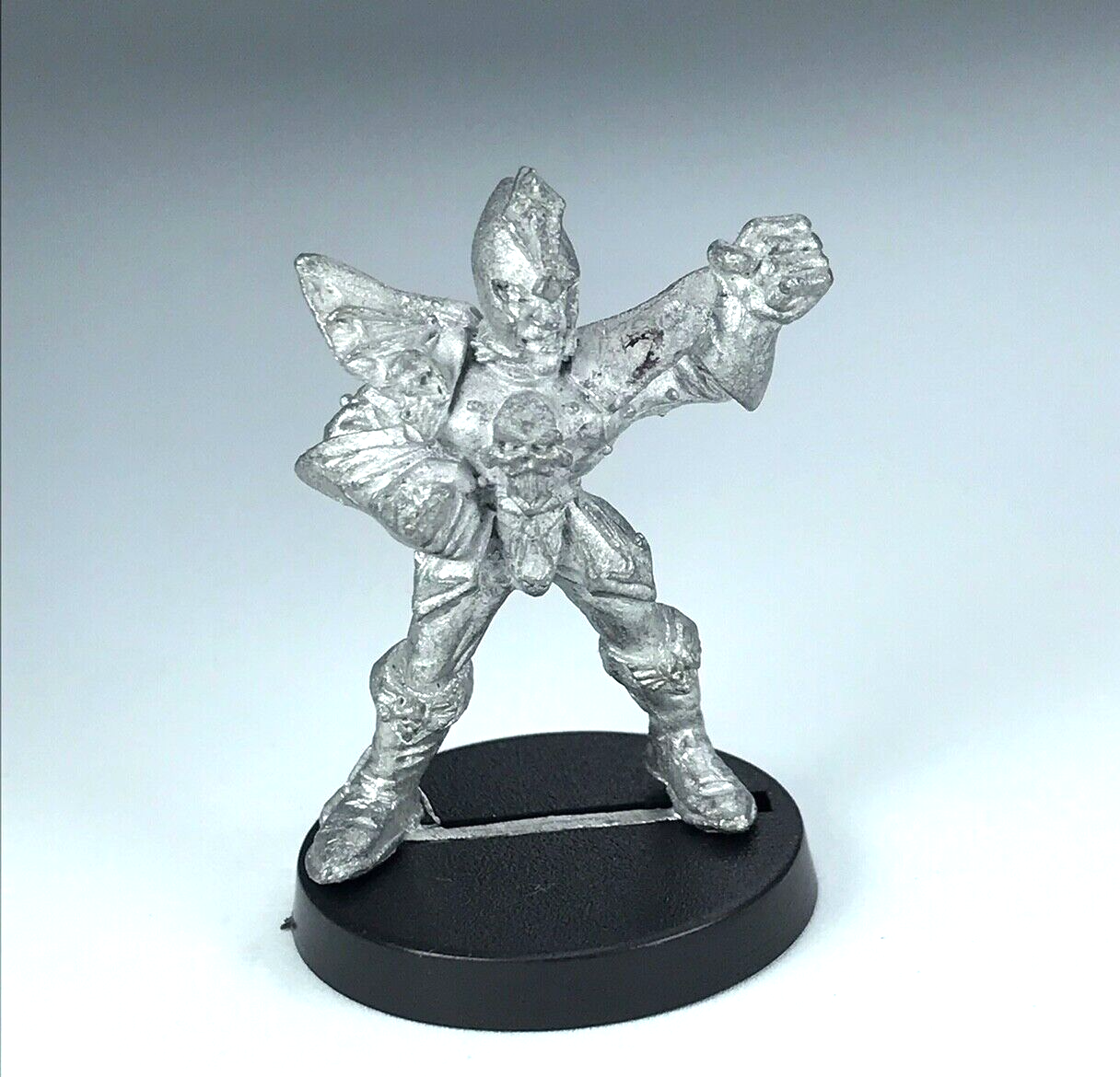 Dark Elves Lineman - Warhammer Bloodbowl Classic Metal Blood Bowl X5181