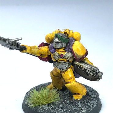 Imperial Fists Captain Space Marines - Painted - Warhammer 40K C3311