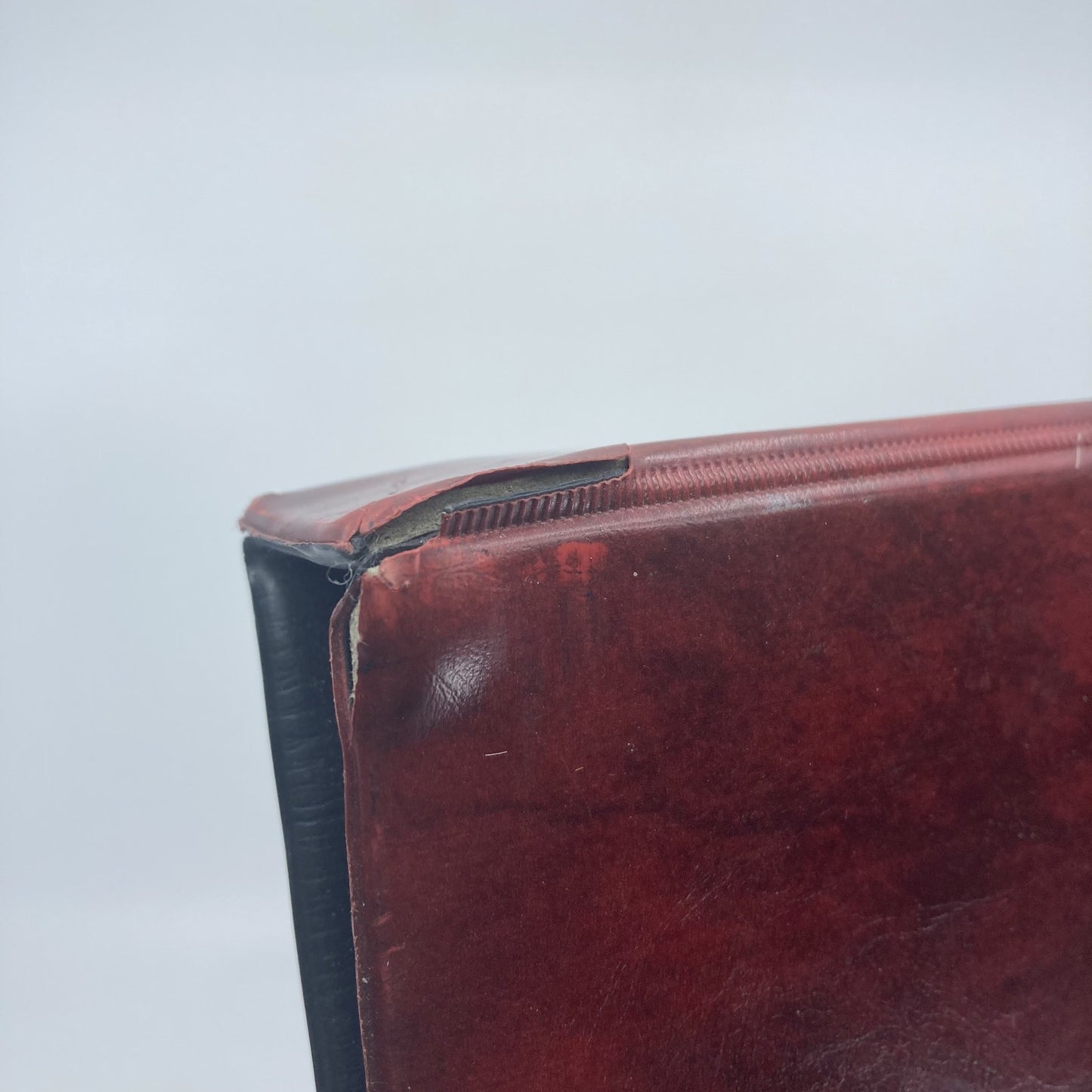 0847edee-01a1-49e2-8df9-13e59e3bda1b