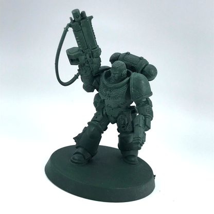 Dark Angels Lieutenant Primaris Space Marines - Warhammer 40K X3523