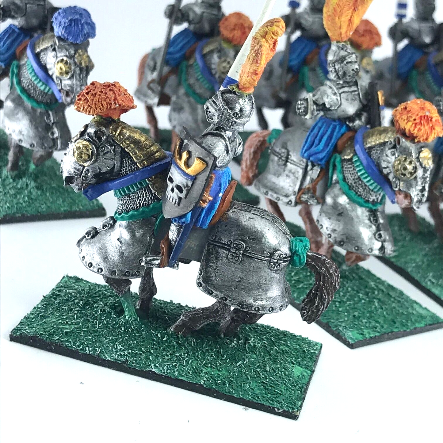 Classic Metal Armoured Knight Regiment - Varying Condition BOX135