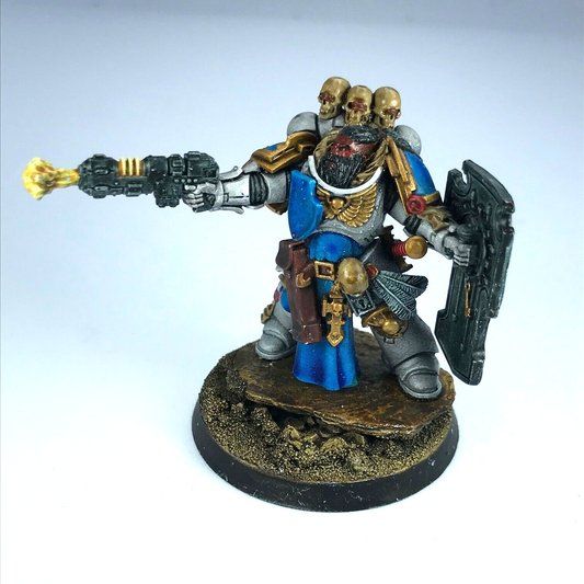 Primaris Lieutenant Space Wolves Space Marines - Painted - Warhammer 40K C3390