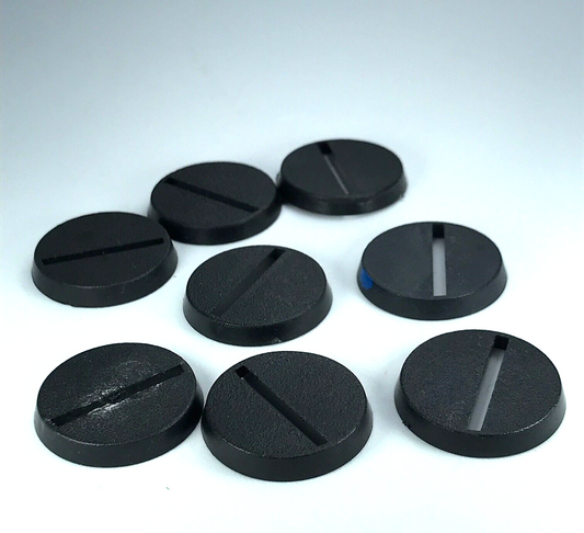 25mm Original Round Bases Dated 1992 Warhammer 40K / LOTR Games Workshop X5569