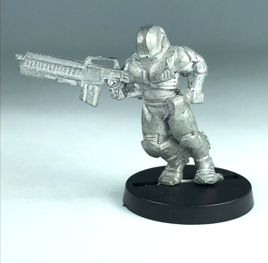 Classic Metal Harlequin Miniatures Space Cyber Soldier - Kevin White X2416