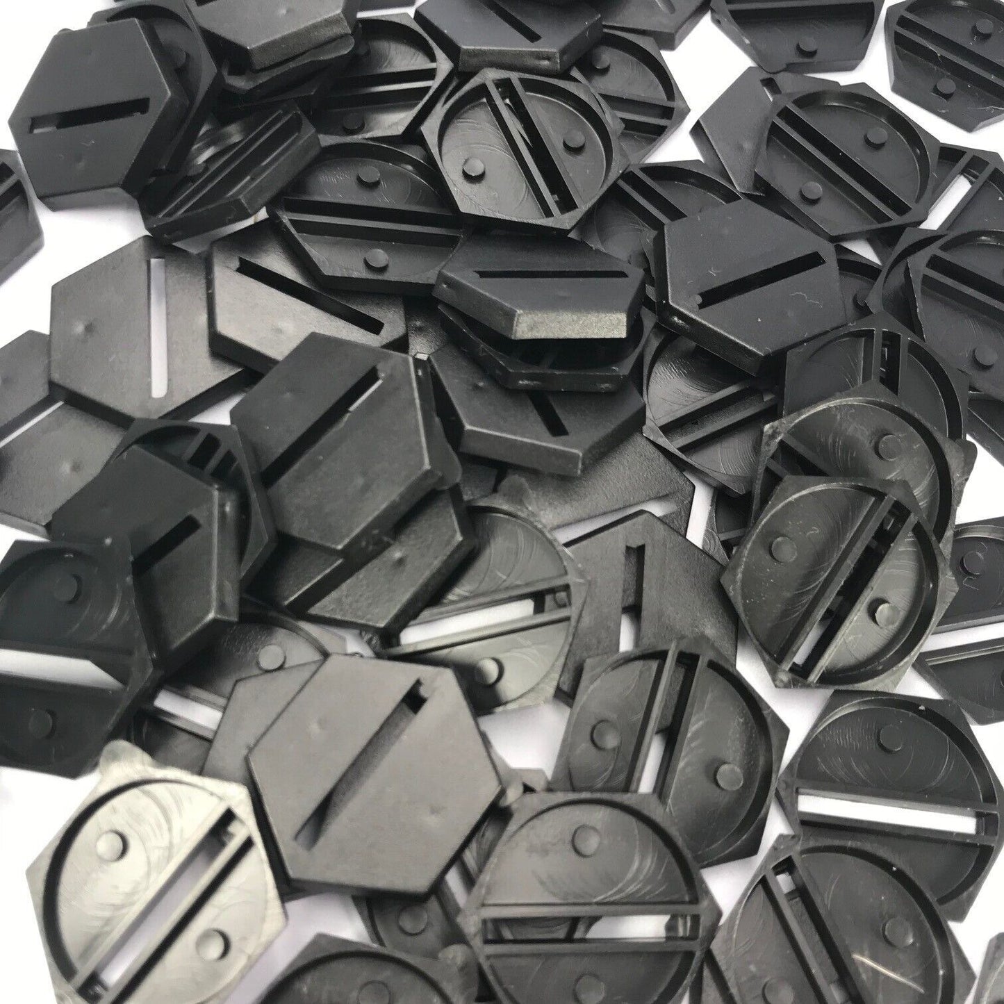 25mm Hex Slotta Bases New Black Plastic Wargame and Roleplaying D&D RPG