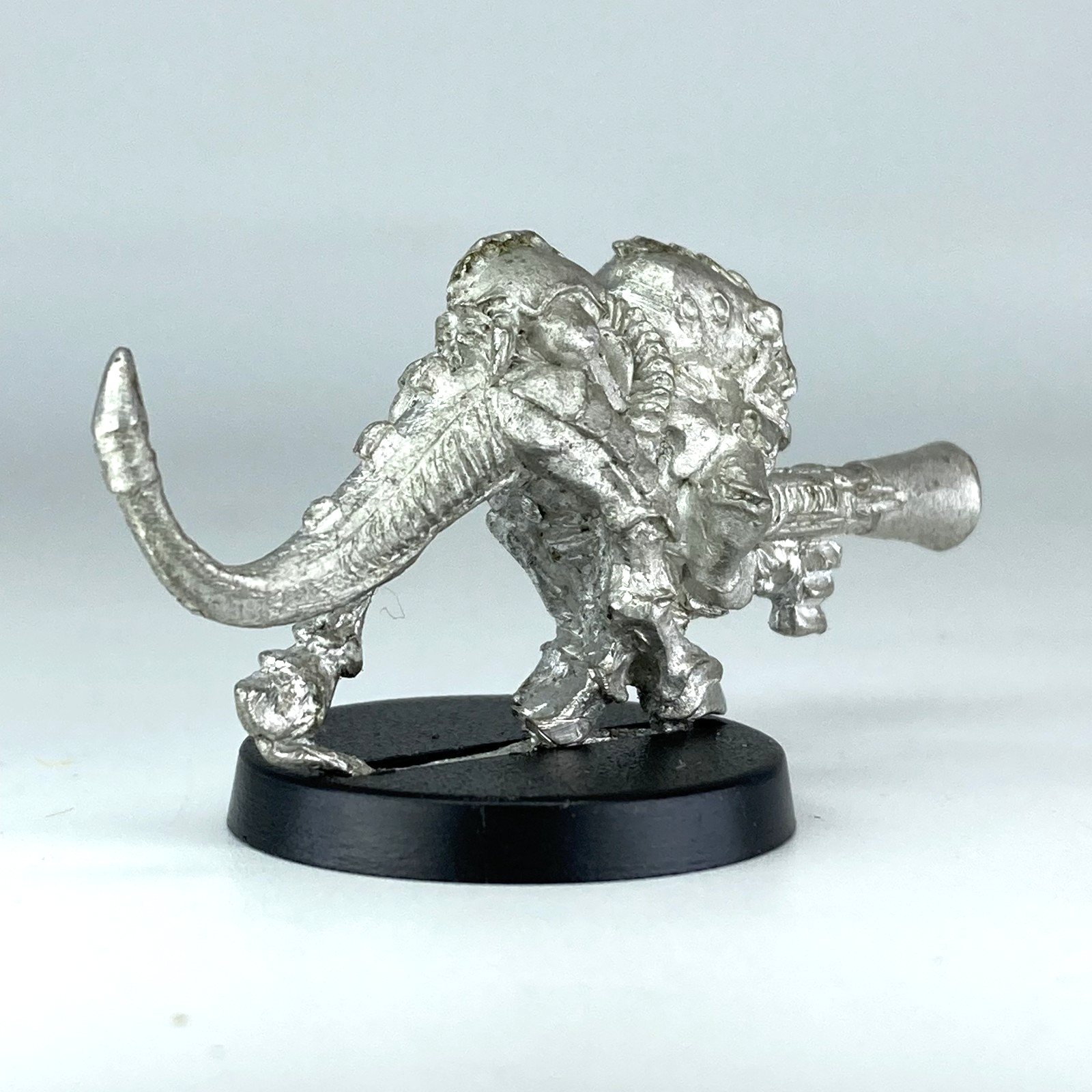 0f9273c2-081e-4568-a550-7e5d4a3bf0e1